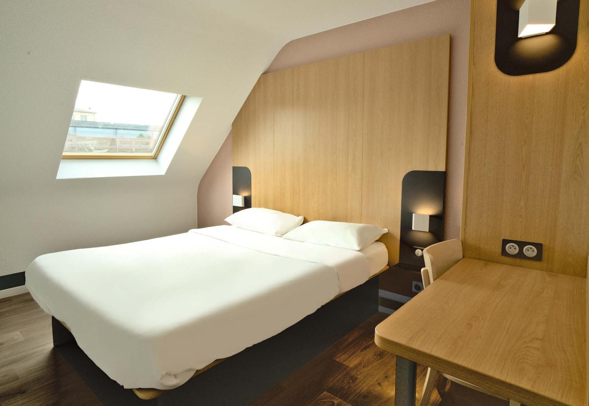 B&B Hotel Dreux Centre エクステリア 写真