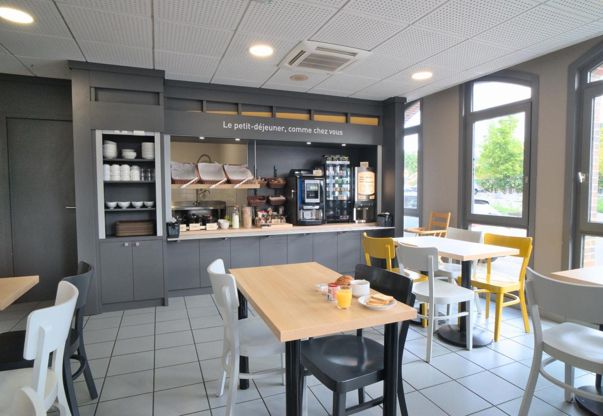 B&B Hotel Dreux Centre エクステリア 写真